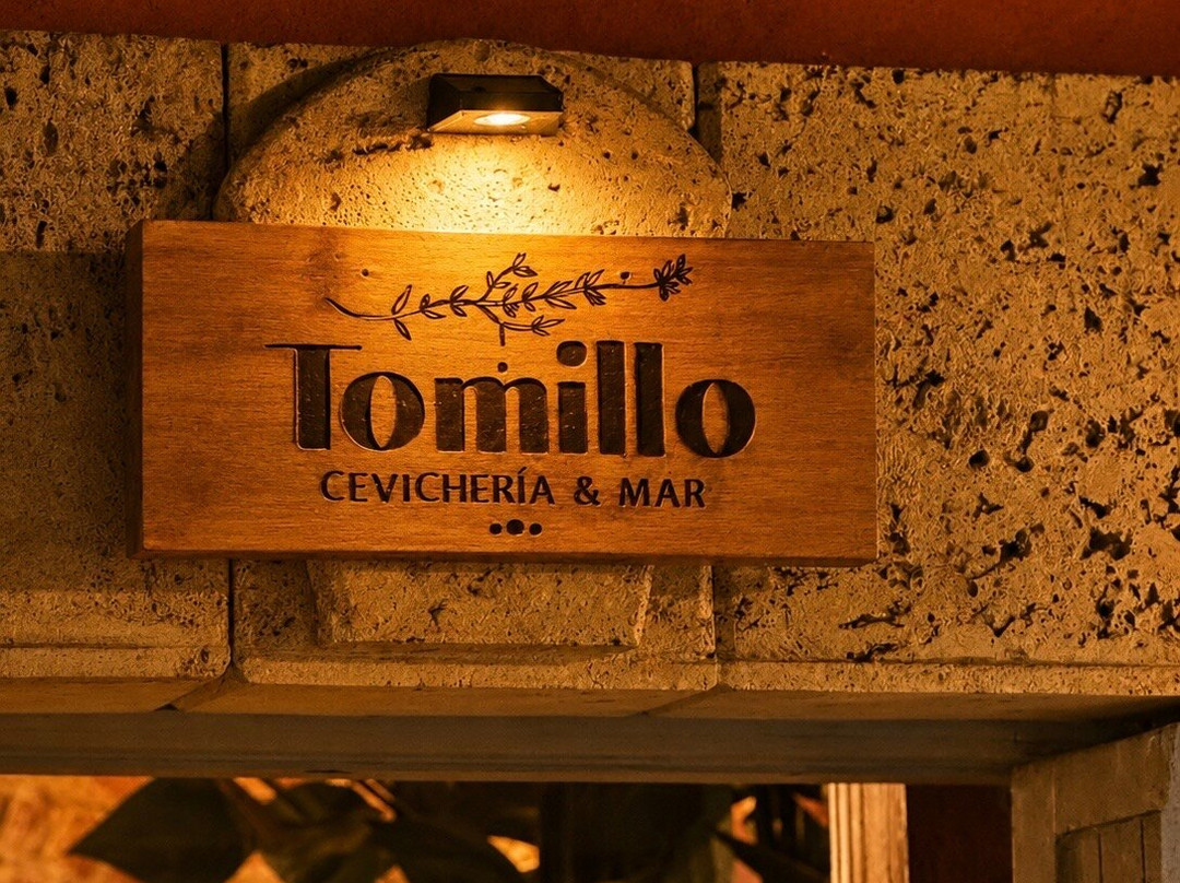 Tomillo Cevicheria & Mar