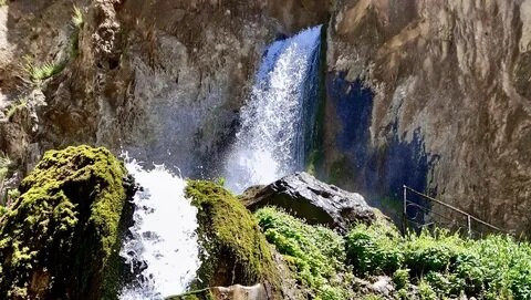 Abshir Ata Falls-Osh必去景点