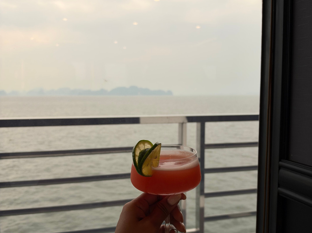 Aime'e Cruises-Quang Ninh必去景点