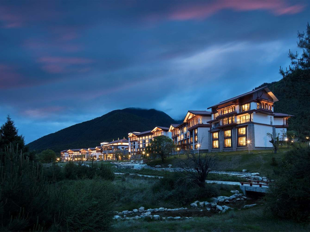 林芝工布庄园希尔顿酒店预订及价格查询,HILTON LINZHI RESORT_八大洲旅游