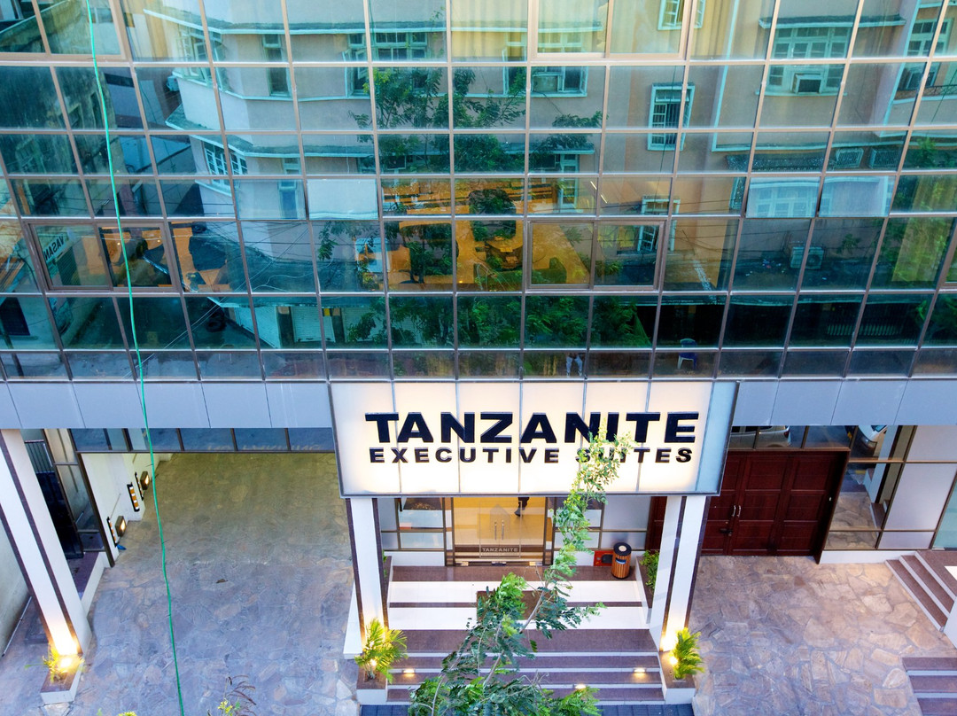 坦桑行政套房酒店