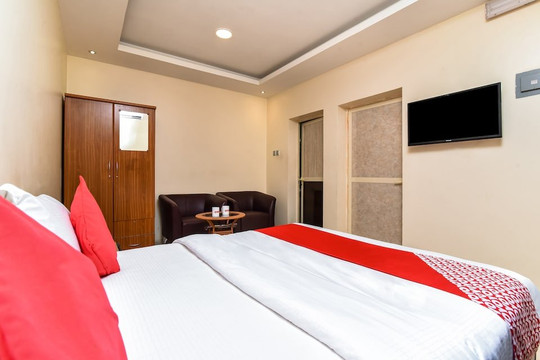 Royal Plaza Residence