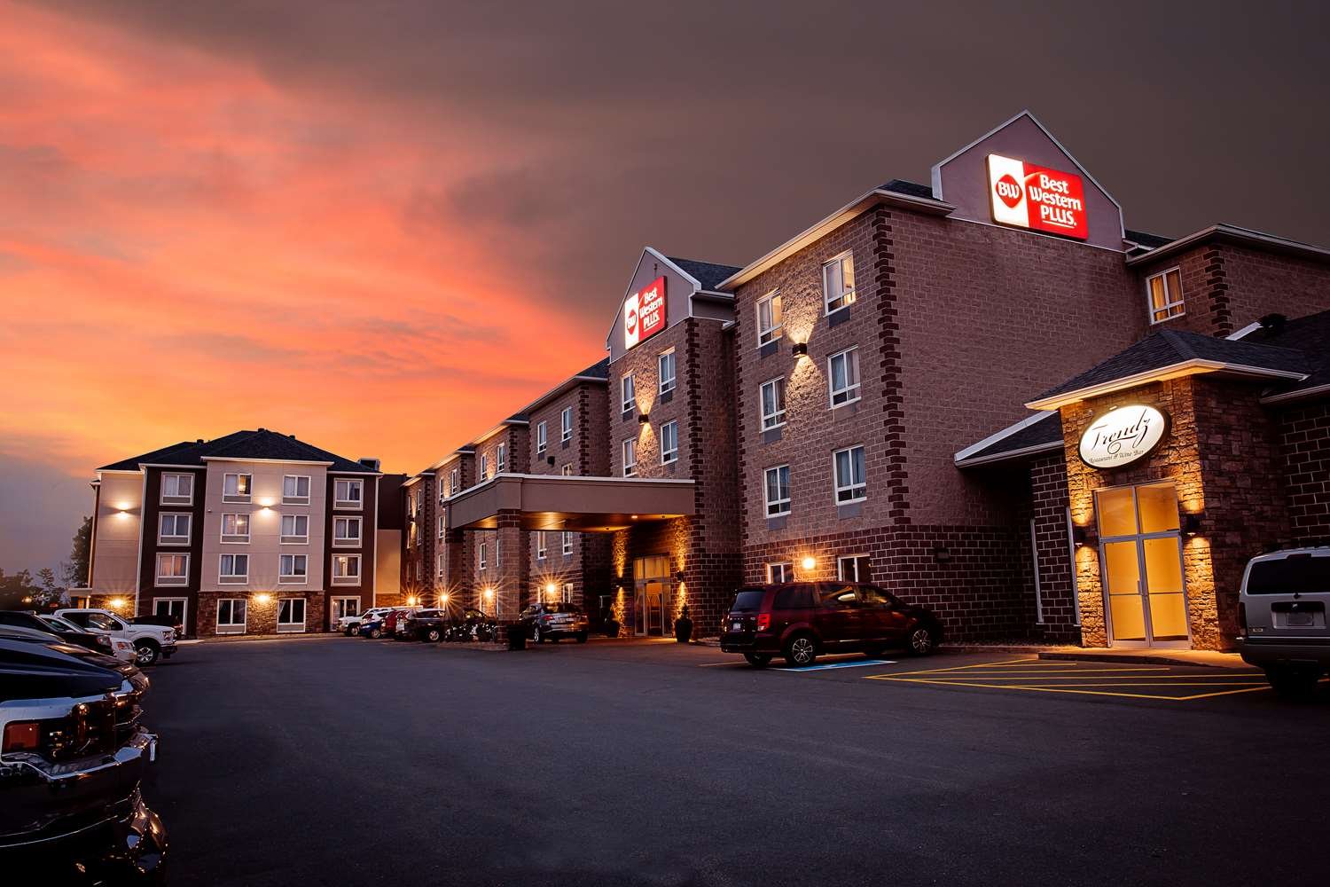 Best Western Plus Dartmouth Hotel & Suites-官方