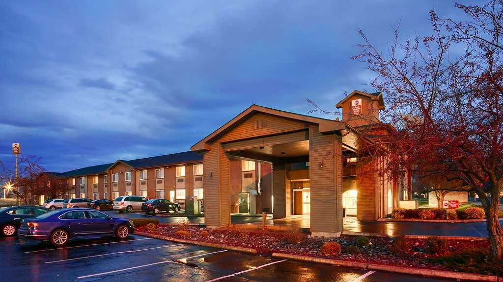 Best Western Plus Rama Inn & Suites-官方