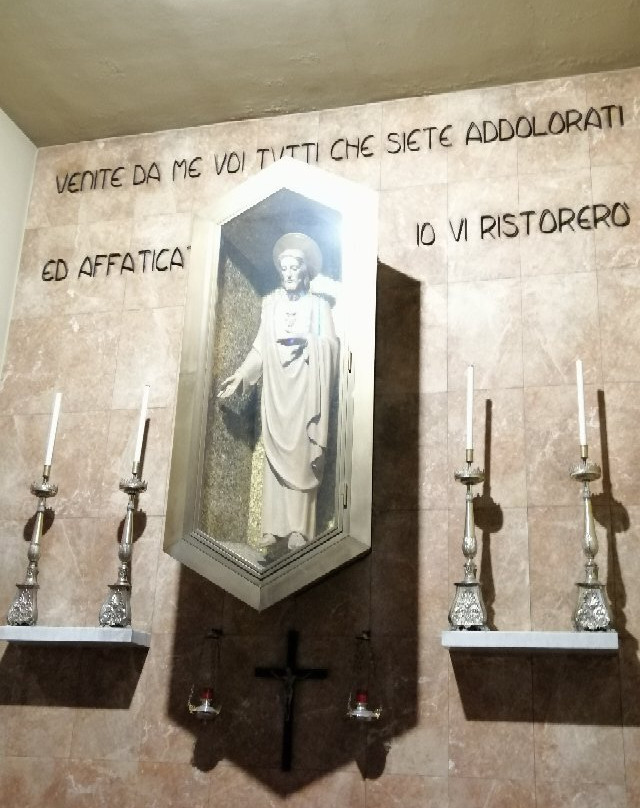 Parrocchia dei Santi Ambrogio e Martino景点图片