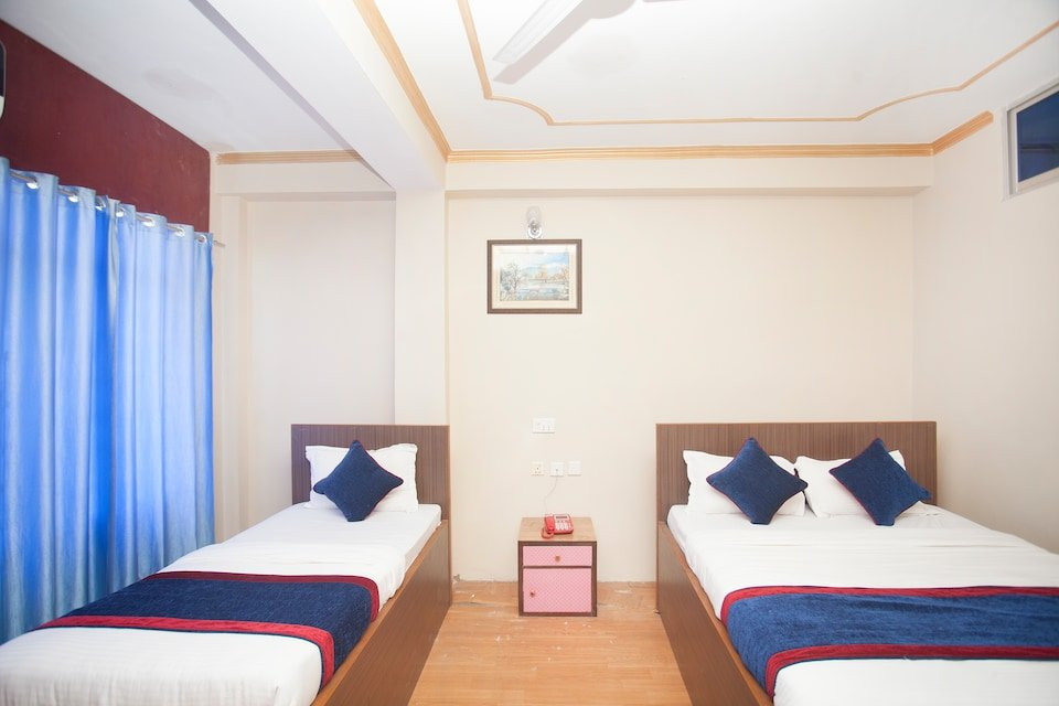 OYO 314 Hotel Holy Palace