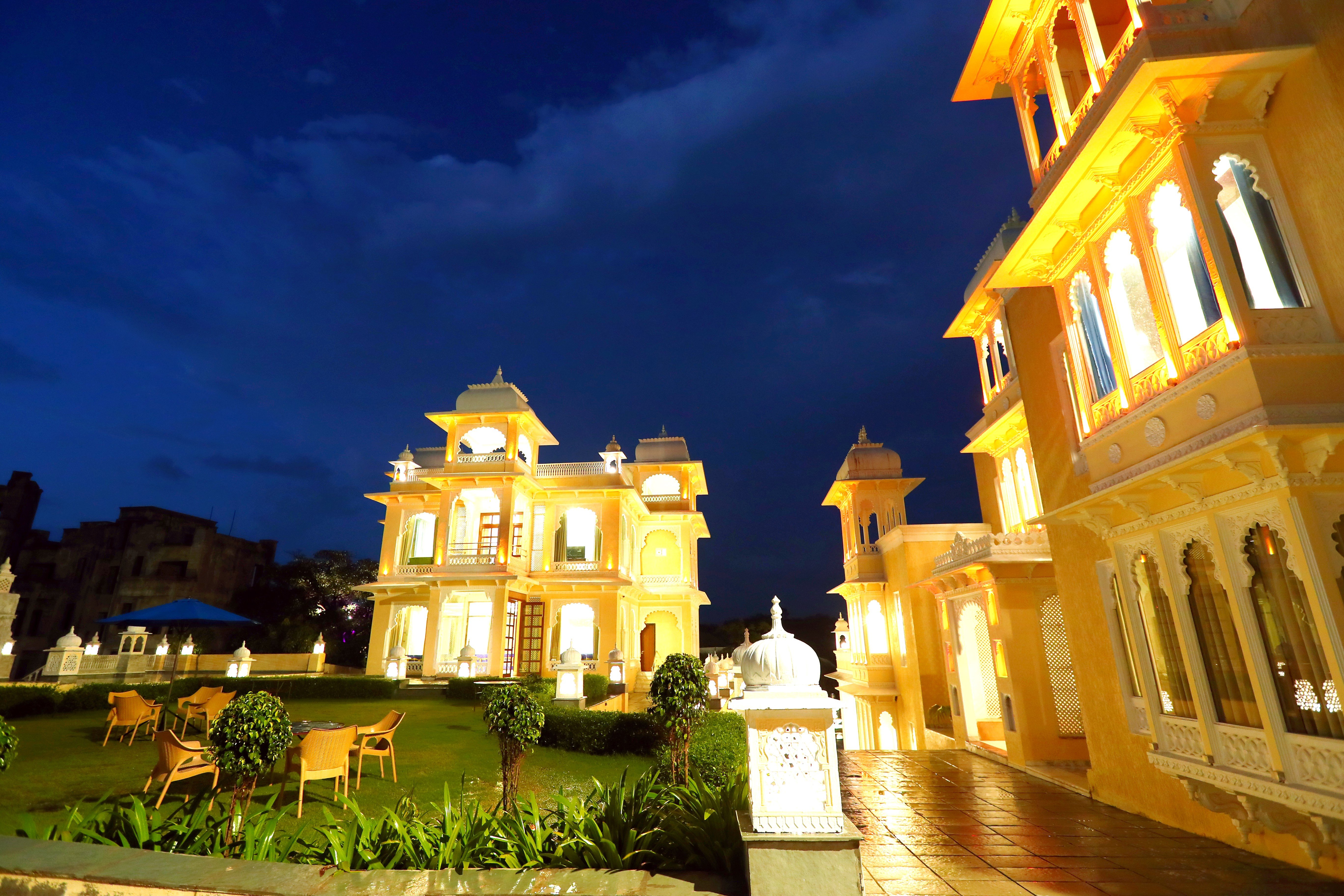 The Everest Hill Resort-官方