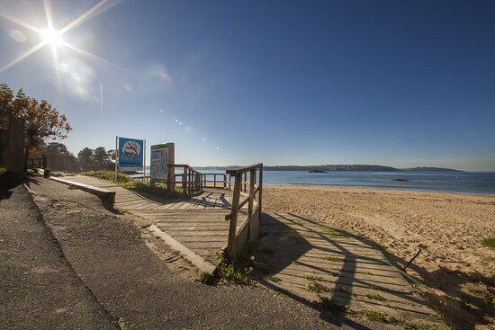 Playa De Perbes景点图片