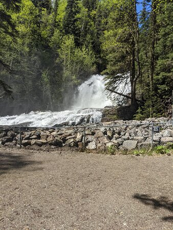 Bijoux Falls Provincial Park景点图片