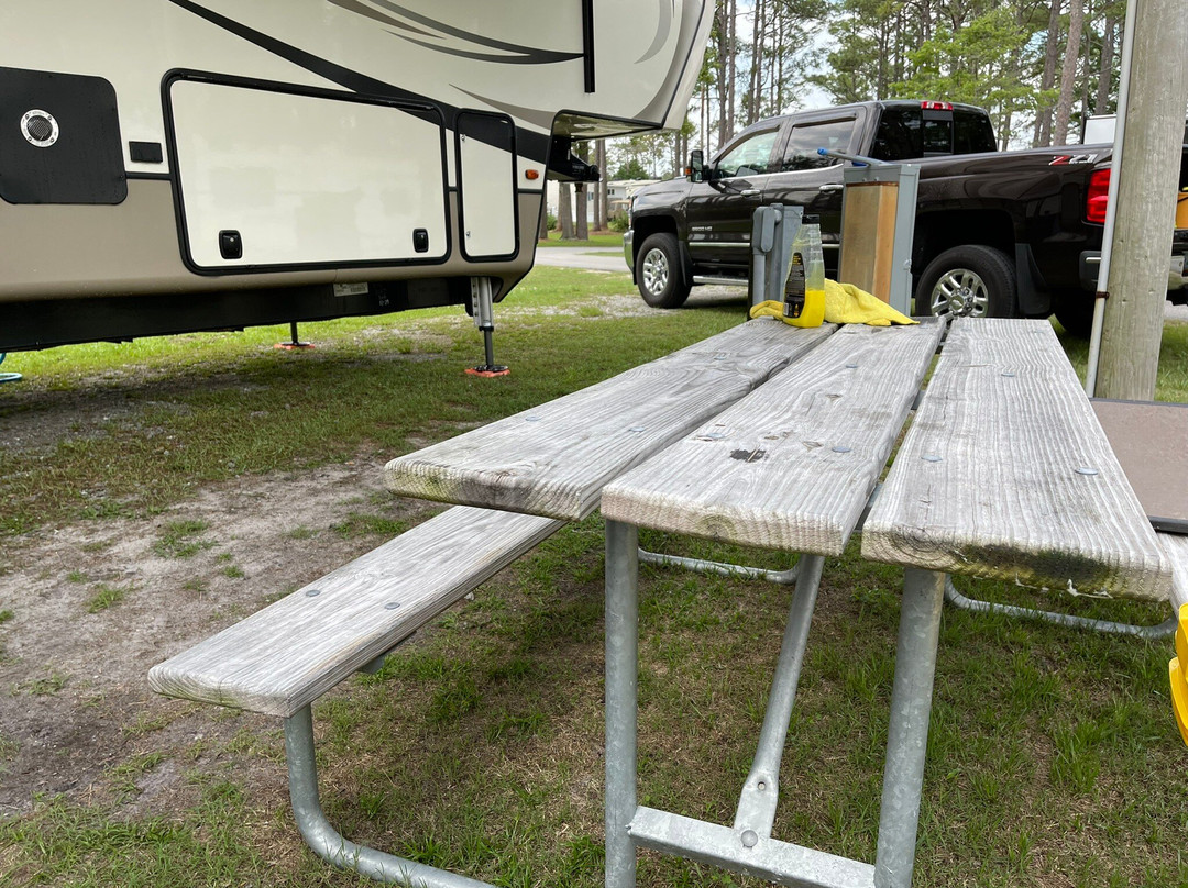 Whispering Pines RV Park & Campground