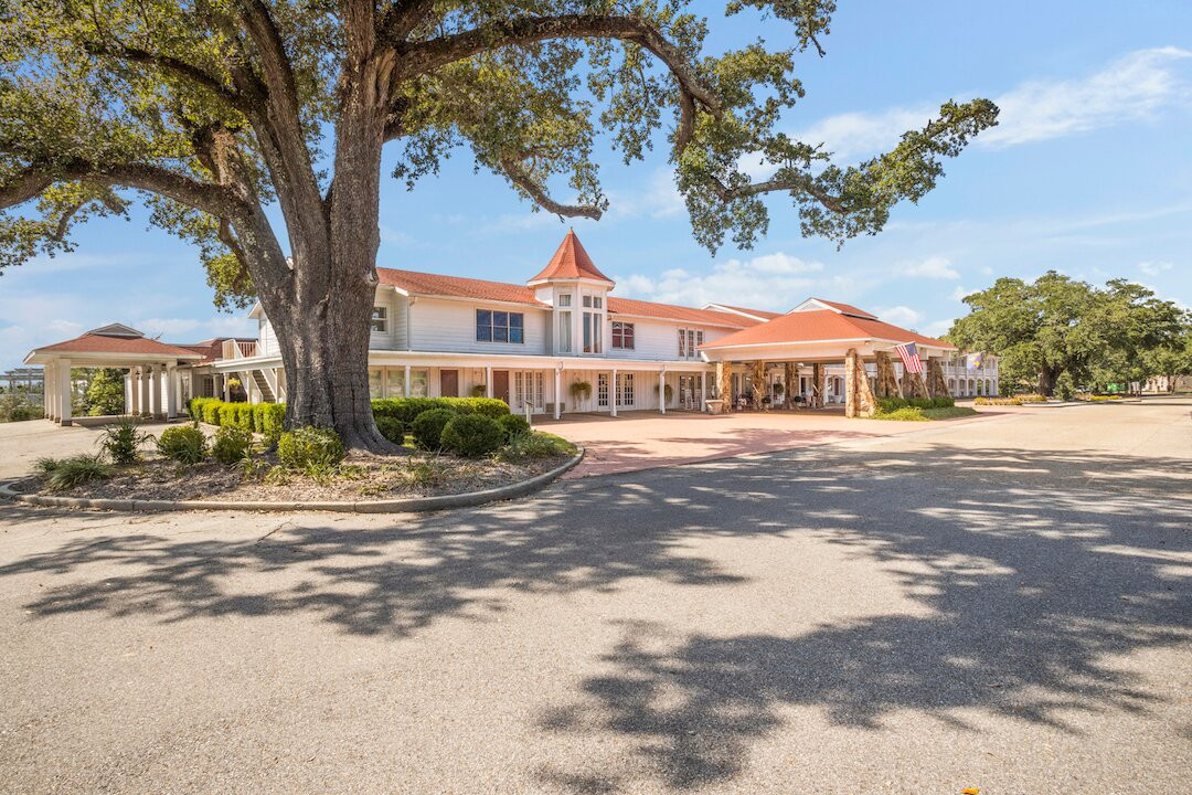 Gulf Hills Hotel & Resort主图