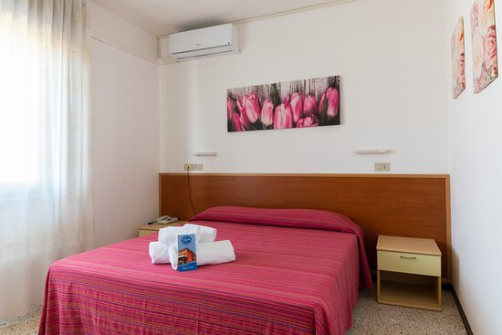 Hotel Laura主图