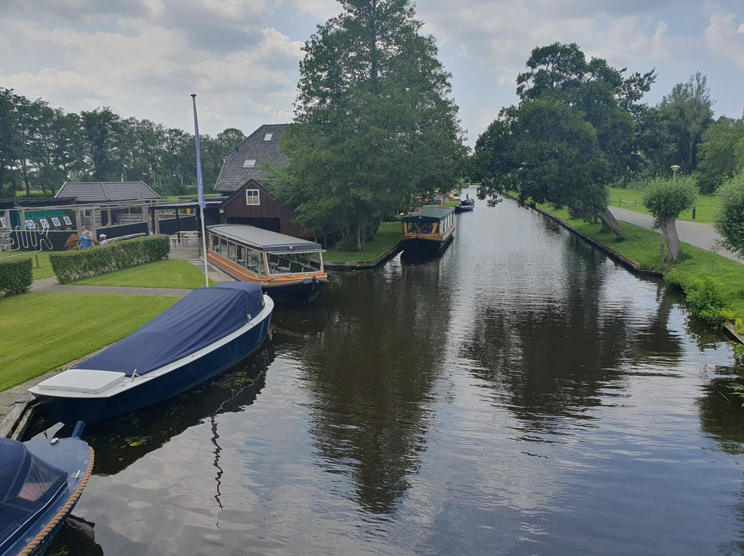 Boatrental Giethoorn-羊角村必去景点