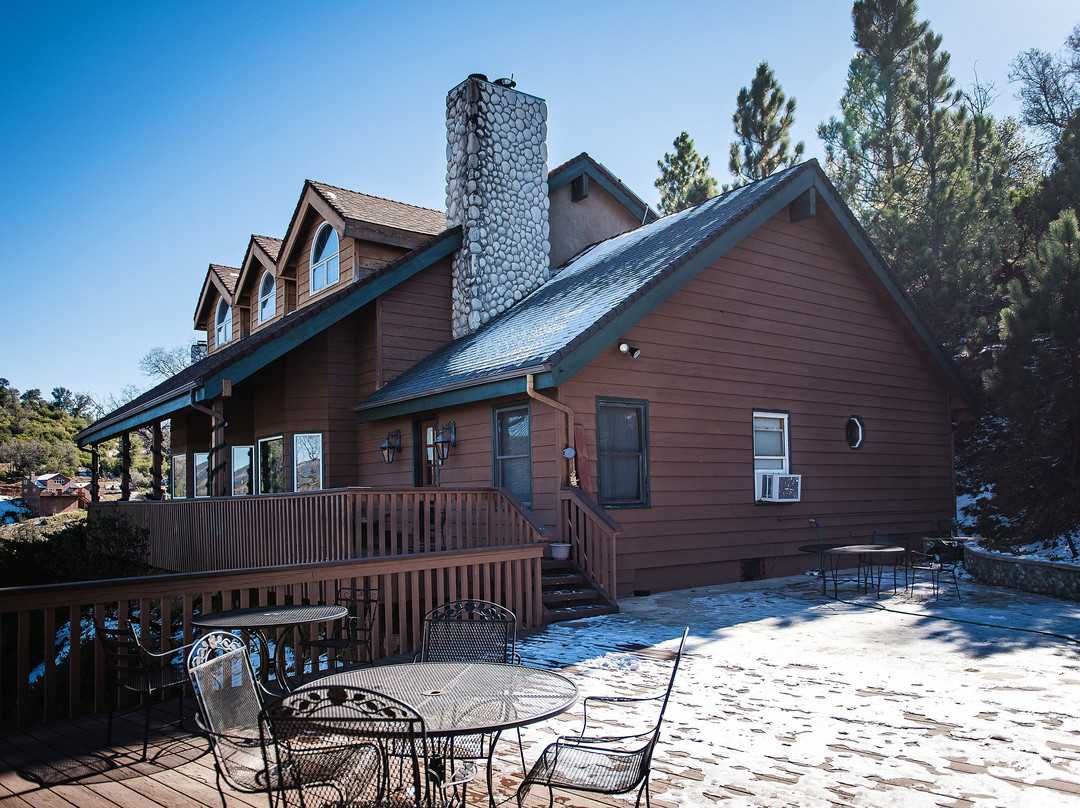 Tucker Peak Lodge主图