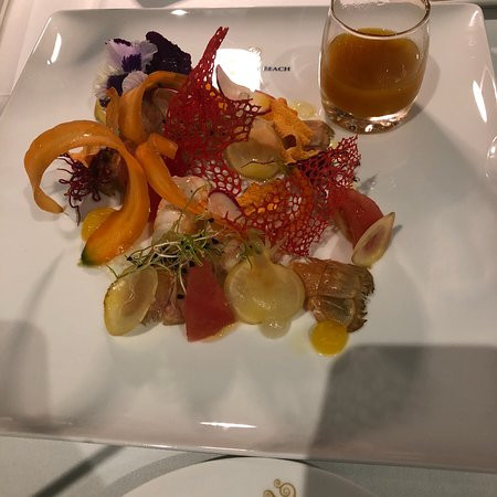 The View Bouznika主图