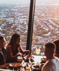 Orbit 360° Dining餐厅图片