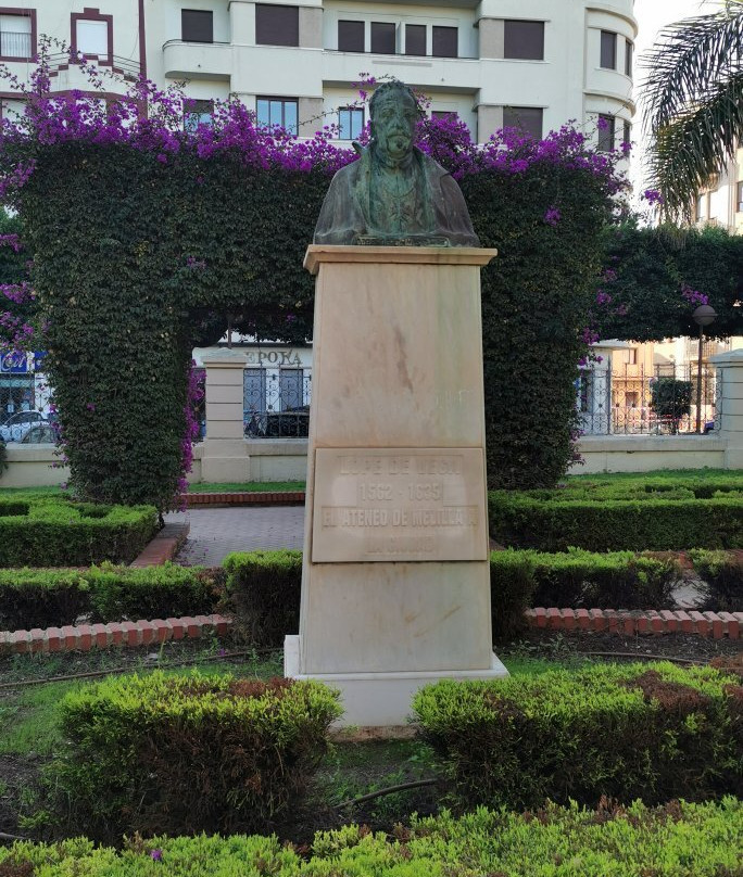 Escultura de Lope de Vega-梅利利亚必去景点