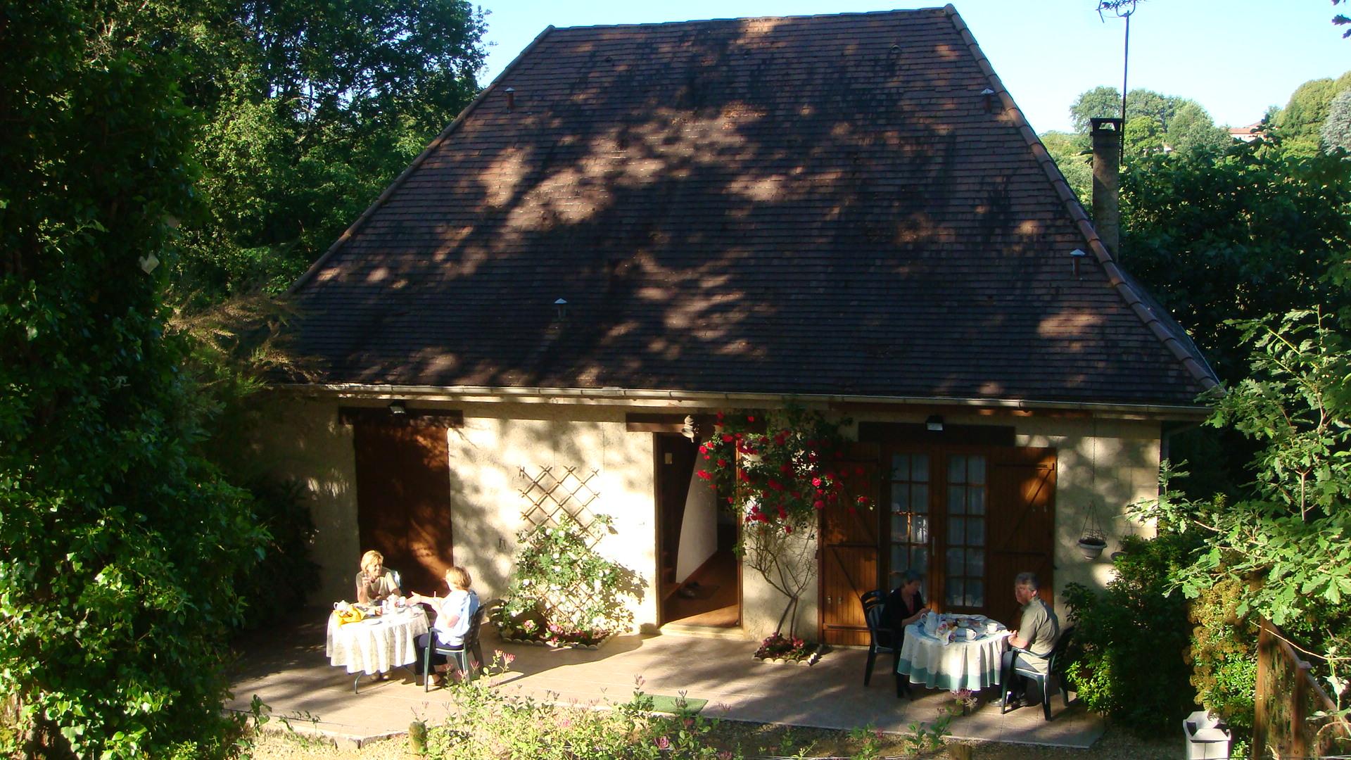 "Come" Chez Nous-官方