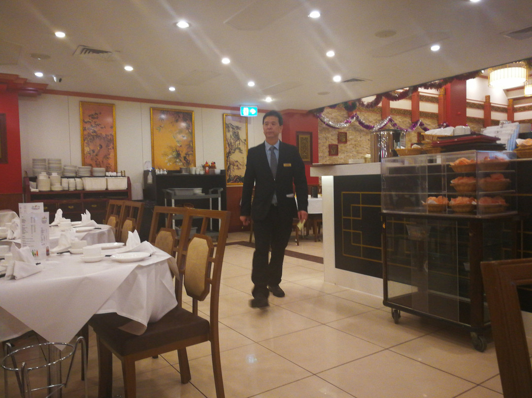 Golden Chop Sticks Chinese Restaurant