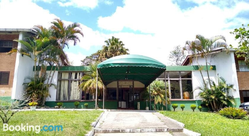 Sao Sebastiao da Serra酒店住宿-Oyo Del Verde Hotel