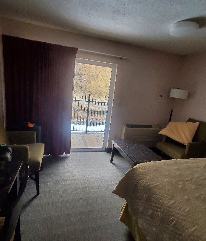 Argo Inn and Suites主图