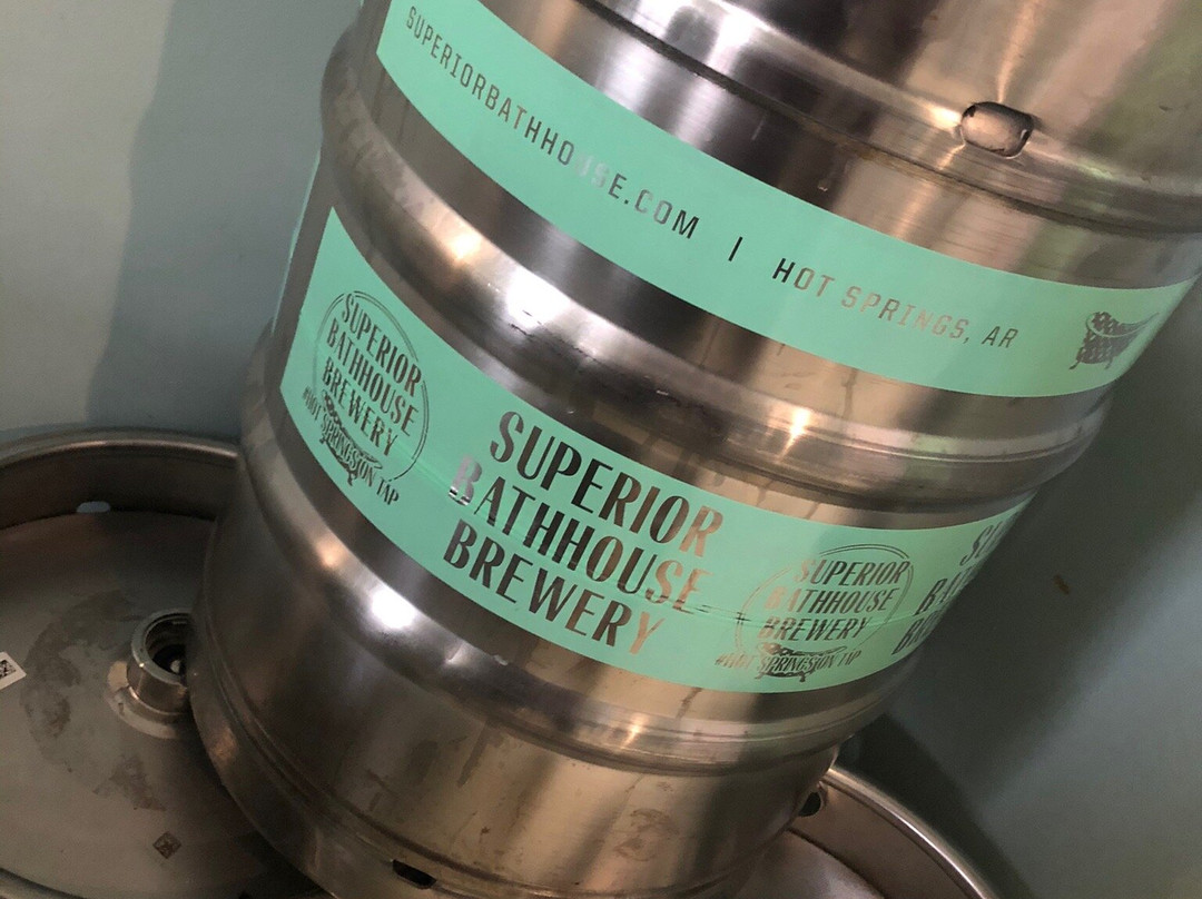 Superior Bathhouse Brewery and Distillery-温泉城必去景点
