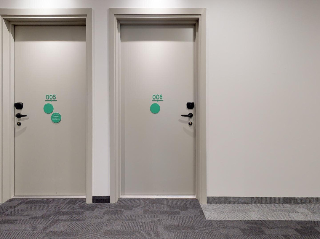 Campanile Fontainebleau主图