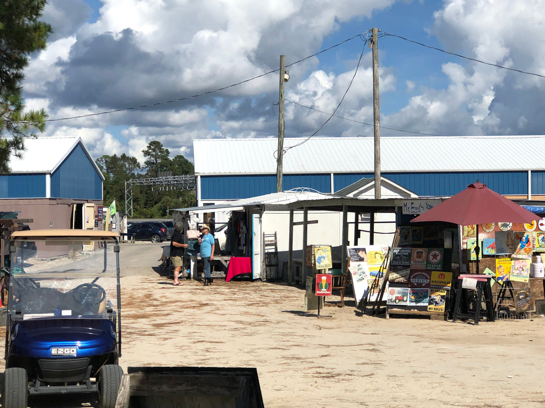 North Myrtle Beach Flea Market景点图片