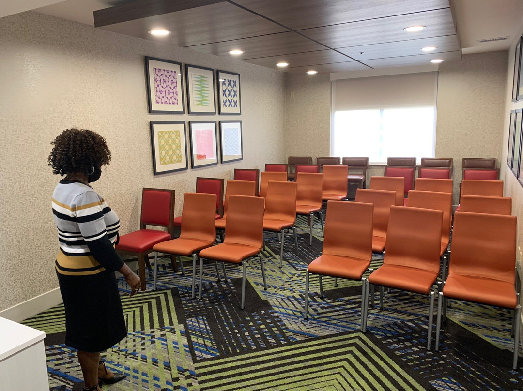 Holiday Inn Express & Suites Mesquite by IHG主图