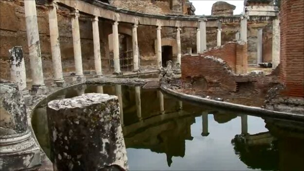 Teatro Marittimo (villa Adriana )-蒂沃利必去景点