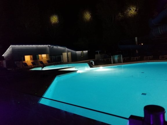 Camping Monplaisir-泳池