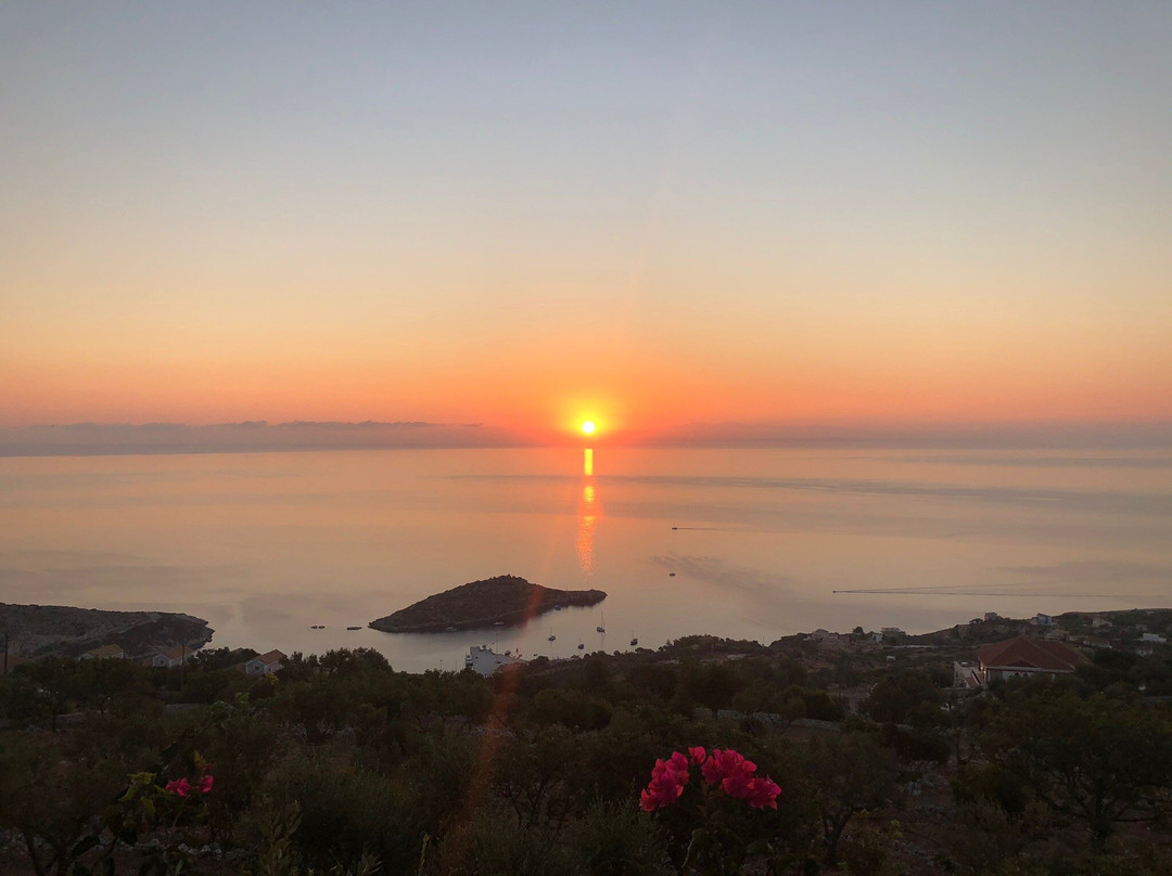 The Peligoni Club主图