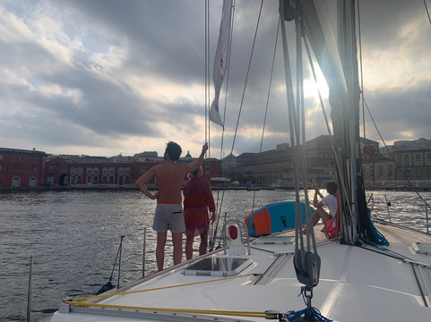 Toomulti Sailing-那不勒斯必去景点