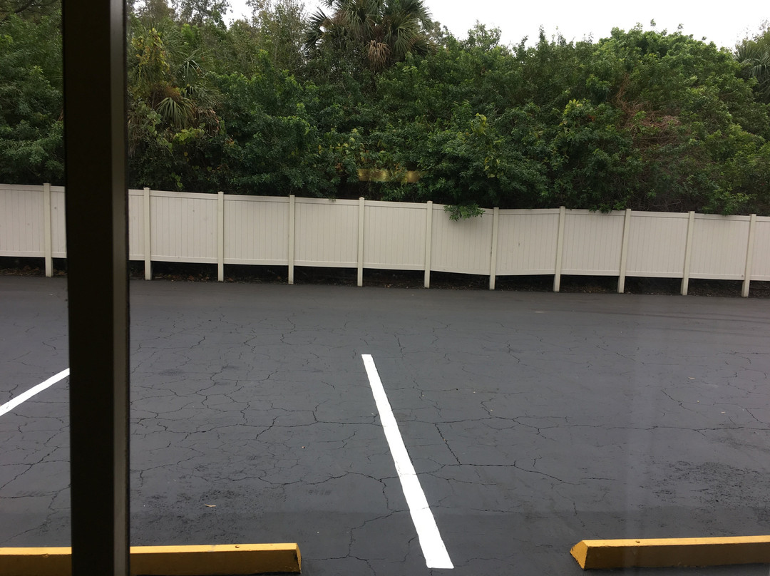 Ramada by Wyndham Cocoa主图