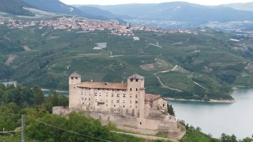 Castel Cles景点图片