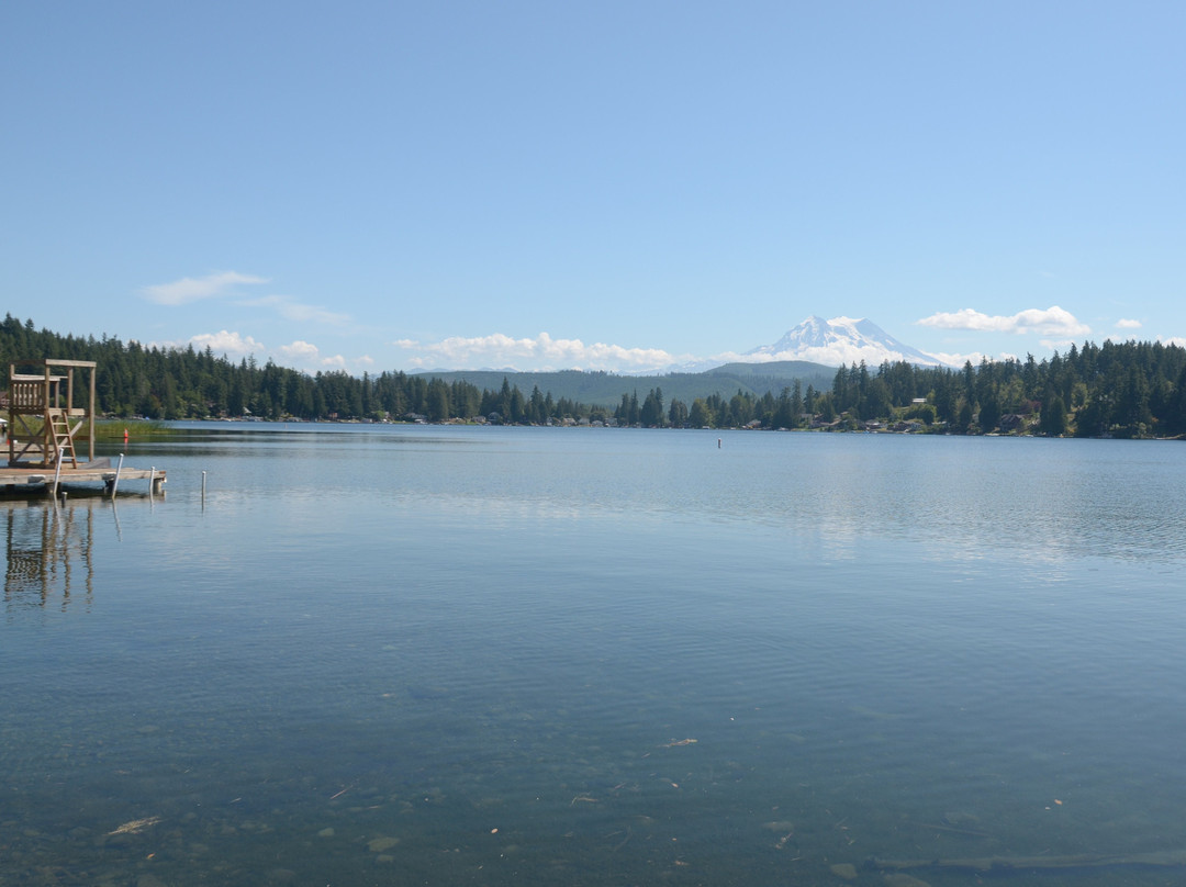 Alder Lake Park景点图片
