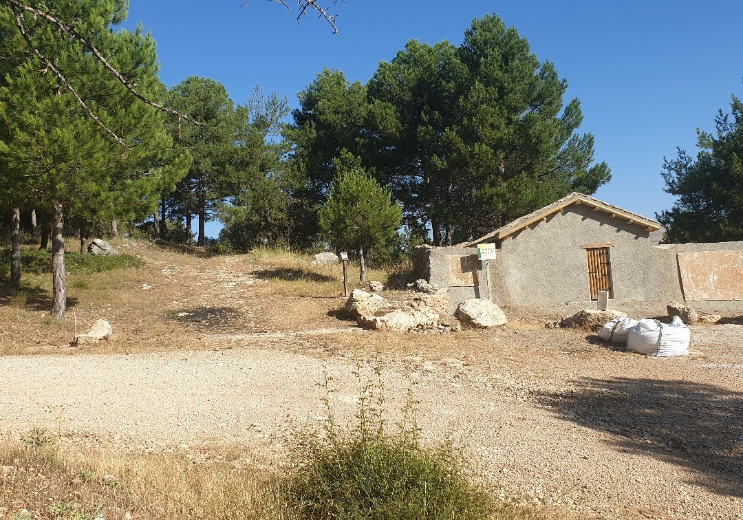 Refugio De La Sagra景点图片
