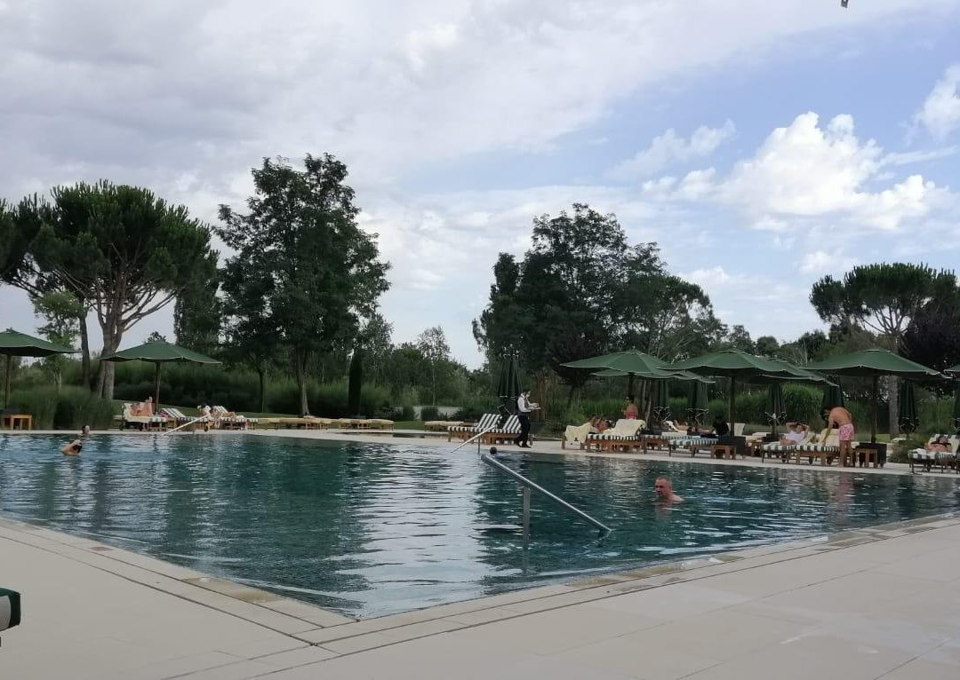 加泰罗尼亚梅里亚高尔夫酒店主图