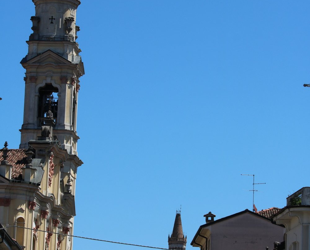 Chiesa della Santissima Trinita'-克雷马必去景点
