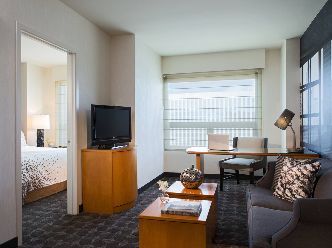 芝加哥奥黑尔万丽套房酒店主图