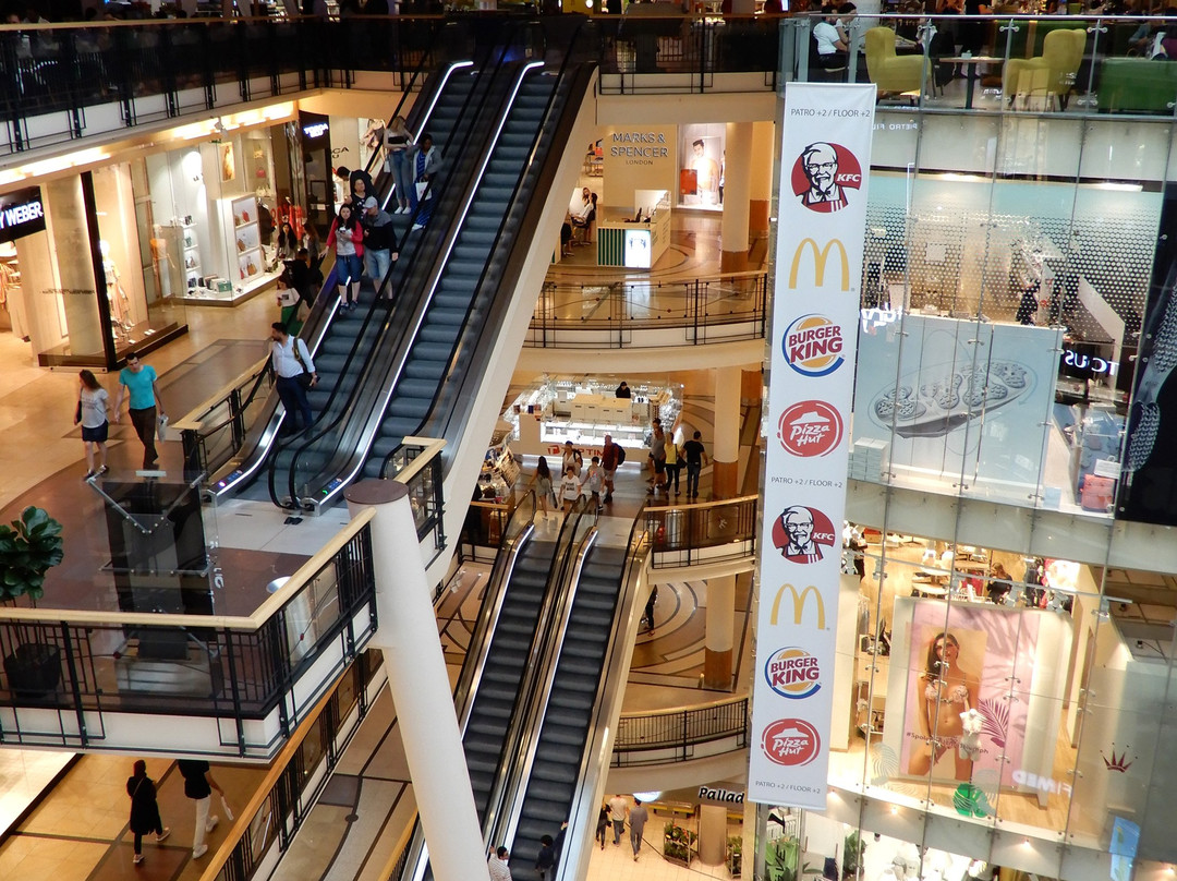 钯金购物中心-布拉格必去景点