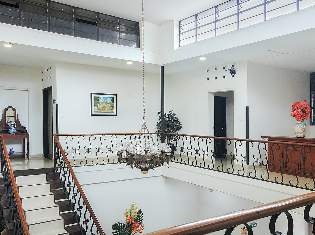 Hotel Colonial Plaza主图