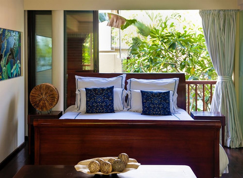 德瓦塔拉海滩酒店主图