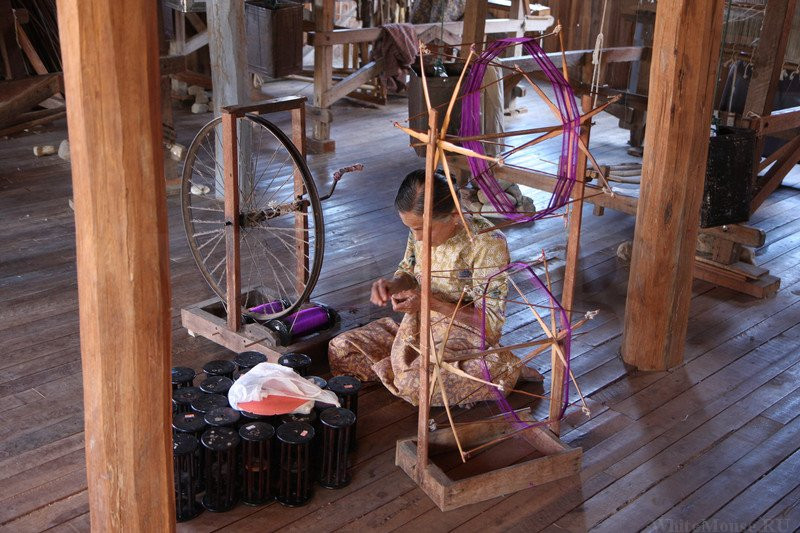 Khit Sunn Yin Lotus, Silk and Cotton Hand Weaving Centre-东枝必去景点