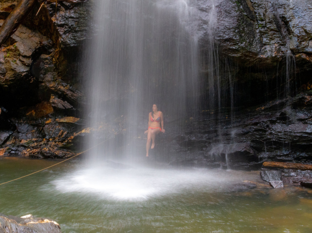 Avocat Waterfall-Blanchisseuse必去景点