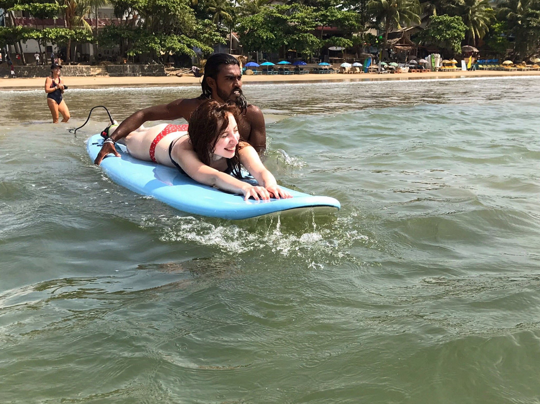 Nalu Surf Shop & School Unawatuna-乌纳瓦图纳必去景点