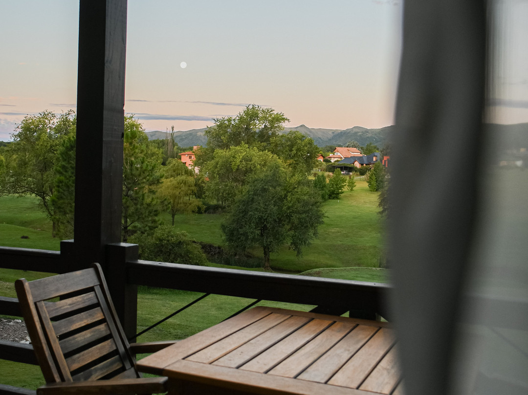 Ayres del Champaqui主图