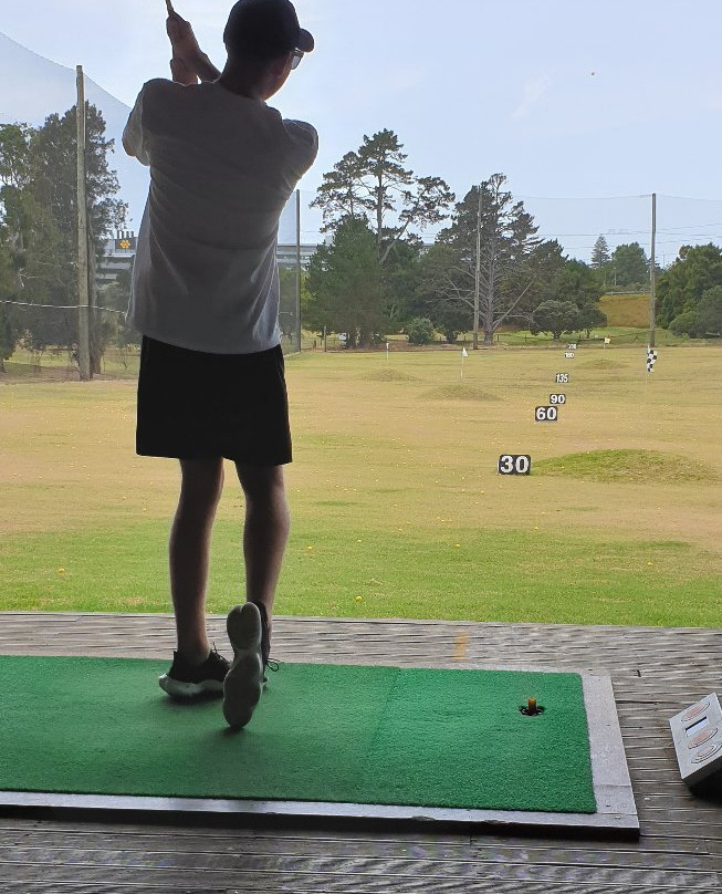 Golf Warehouse Driving Range - Takapuna景点图片