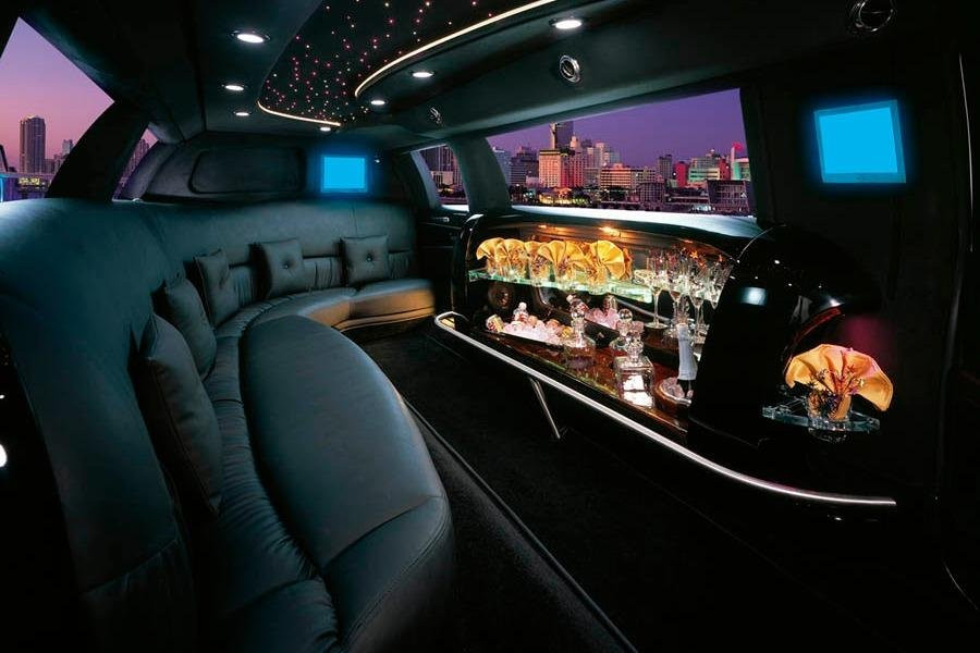 K.O.N. Limousine Service景点图片