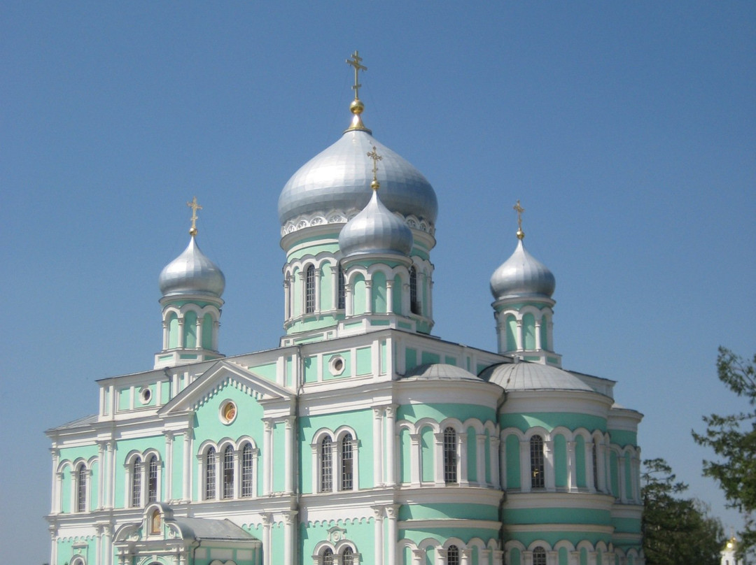 Saint Seraphim-Diveyevo Monastery景点图片